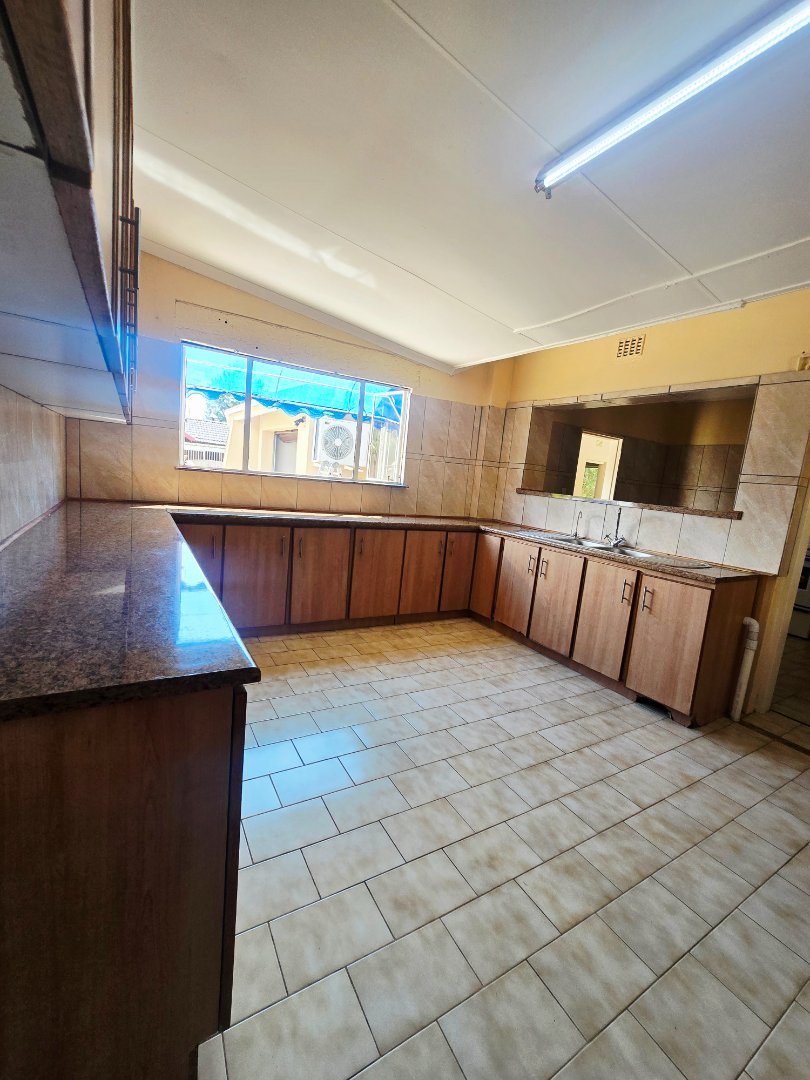 4 Bedroom Property for Sale in La Hoff North West